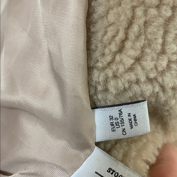 & Other Stories- Oversized Wool Teddy Coat - Picture 9 of 10